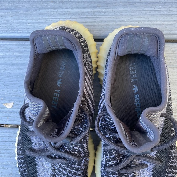 Adidas Yeezy Men's US Size 6 Black Boost Black Shoes APE 779001 05/20 - Picture 9 of 9